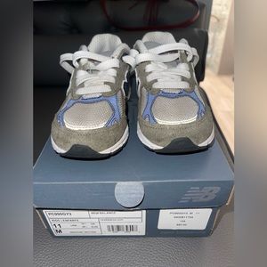 Kids New balance 990 size US 11C gently warn